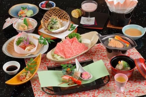 Japanese-Style Room with Open-Air Bath - Breakfast and Kobe Beef Shabu-Shabu Kaiseki Dinner Included