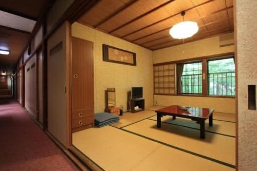 Japanese-Style Twin Room with Shared Bathroom