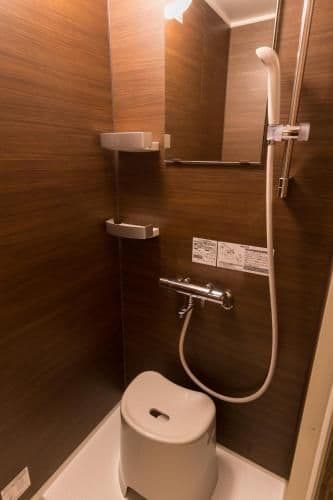Room with Tatami Area with Shower