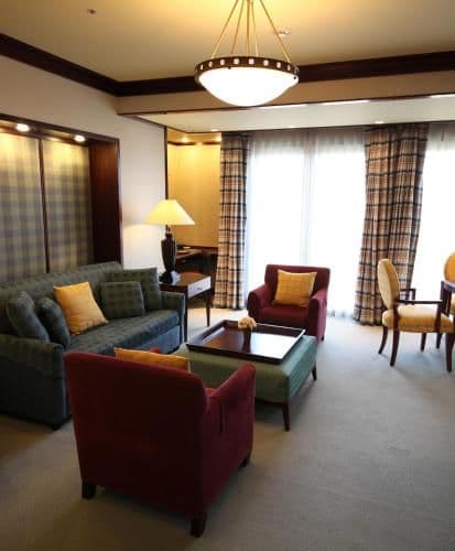 Junior Suite with Spa Bath