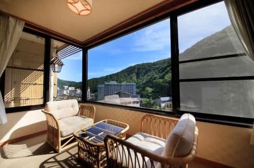 Japanese-Style Room - Smoking
