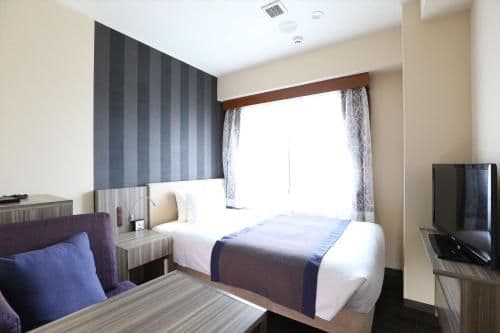 Single Room - Non-Smoking