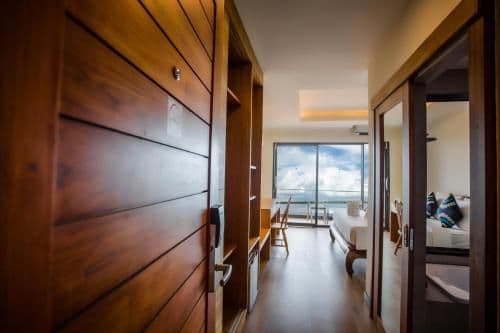 Deluxe Double or Twin Room with Sea View