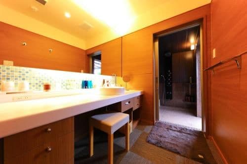 Room with Tatami Area with Open-Air Bath and Foot Bath - Gekkou