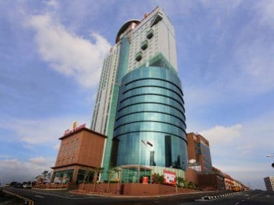 Grand Paragon