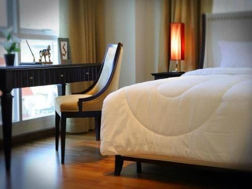Deluxe One-Bedroom Suite