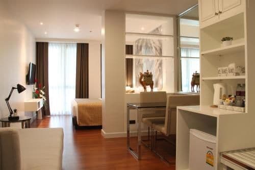 Premier Room