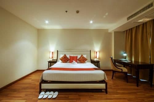 Deluxe One-Bedroom Suite
