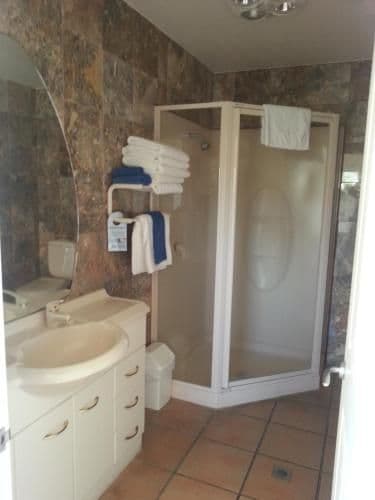 Two-Bedroom Apartment with Hot Tub