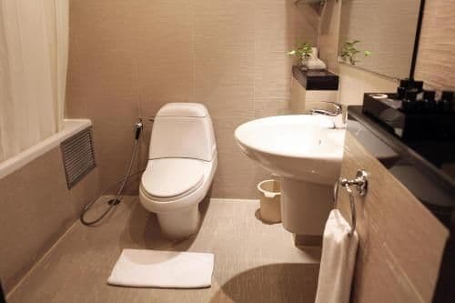 One-Bedroom Suite with Buffet Breakfast