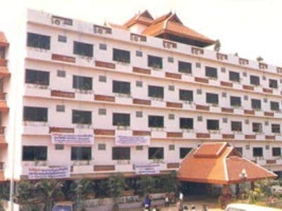 OYO 807 Suan Dok Kaew Hotel