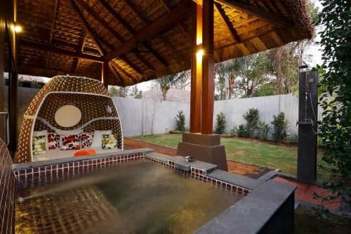 Palm Villa Elite with Jacuzzi (Adults Only)
