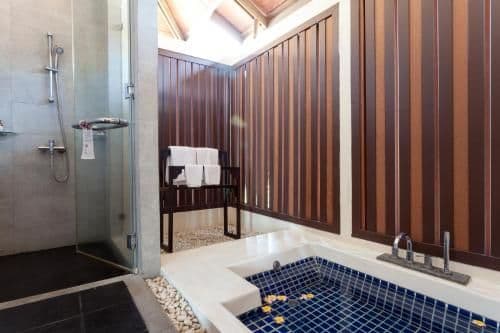Oceanfront Villa with Private Pool and 1-time Lunch or Dinner