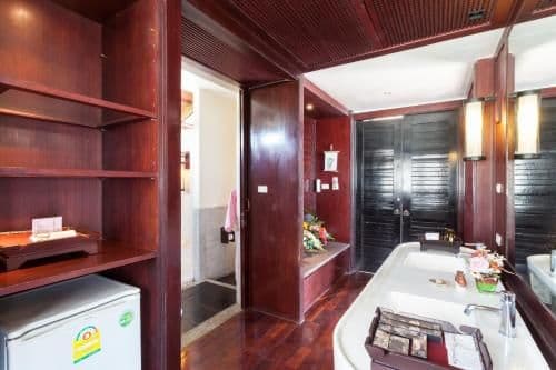 Oceanfront Villa with Private Pool and 1-time Lunch or Dinner