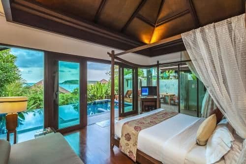 Pool Villa Beachside