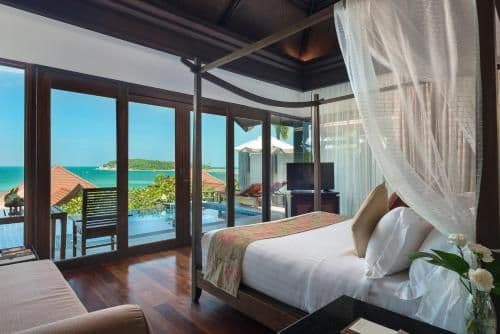 Pool Villa Beachside