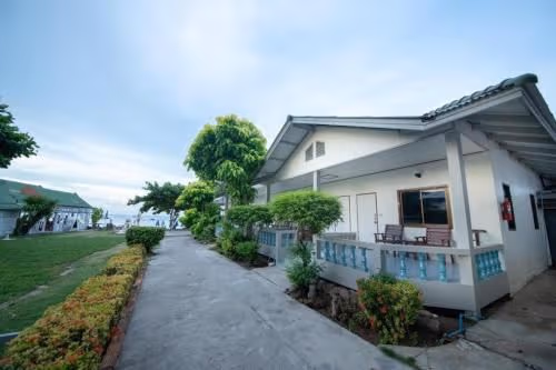 Bungalow - Beach Front