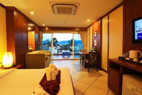 Deluxe Double or Twin Room