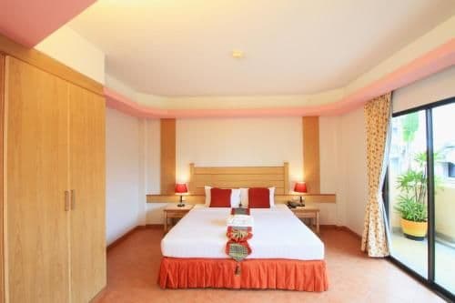 Superior Double or Twin Room with Pool View