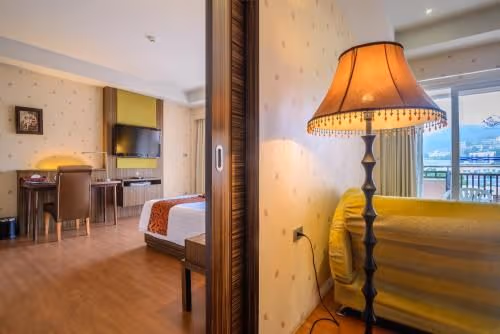 Blue Ocean Suite