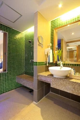 Grand Deluxe Double or Twin Room with Pool Access