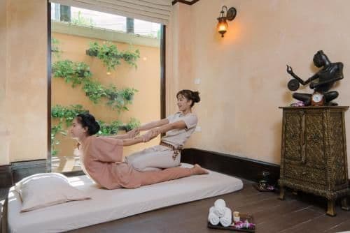 Elite Room with Free 60 mins Thai Massage