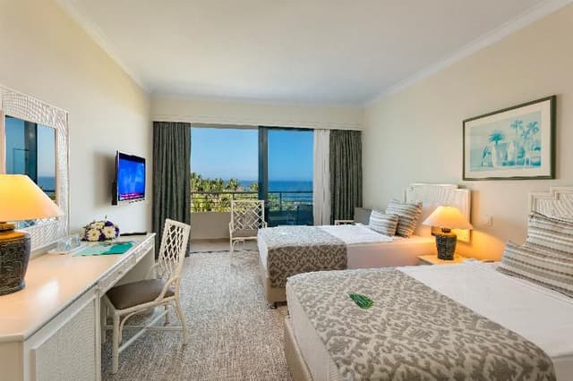 DOUBLE SEA VIEW