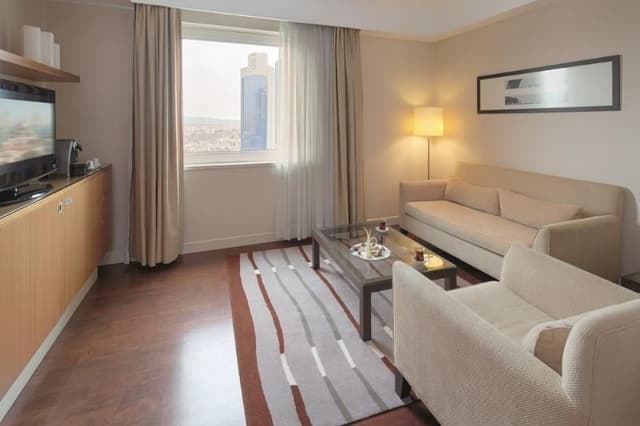JUNIOR SUITE CITY VIEW