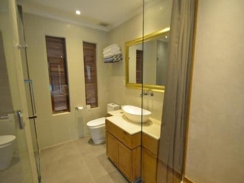 Pool Access Twin Room