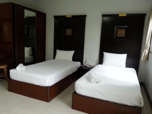 Standard Twin Room