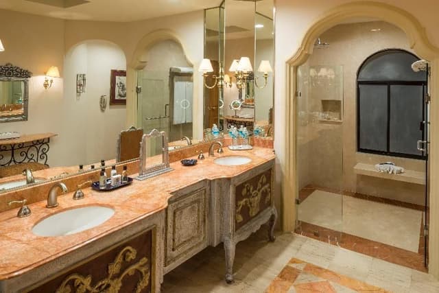 SUITE GRAND