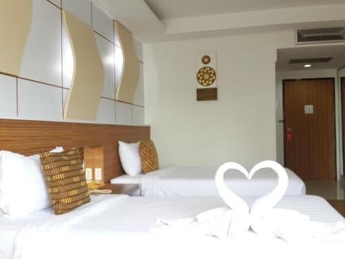 Deluxe Double or Twin Room