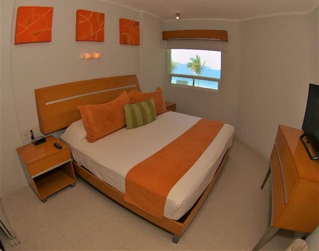 JUNIOR SUITE CAPACITY 2
