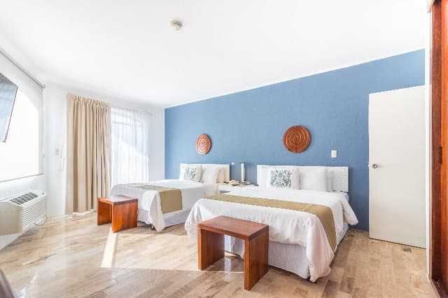 SUITE TWO BEDROOMS
