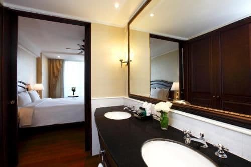 Luxury Club King Room with Executive Lounge Access