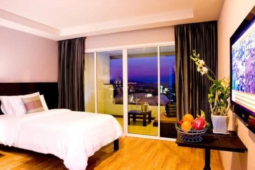 Deluxe Double or Twin Room