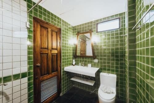 Deluxe King Room with Pool View