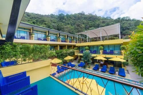 Deluxe King Room with Pool View