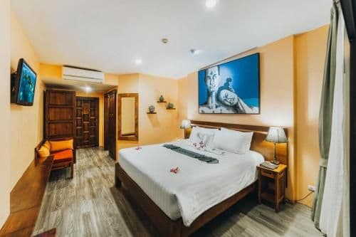 Luxury Deluxe Double or Twin Room with Ocean View