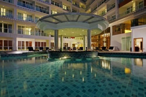โรงแรมเซ็นทารา โนวา พัทยา โรงแรมเซ็นทารา โนวา พัทยา
