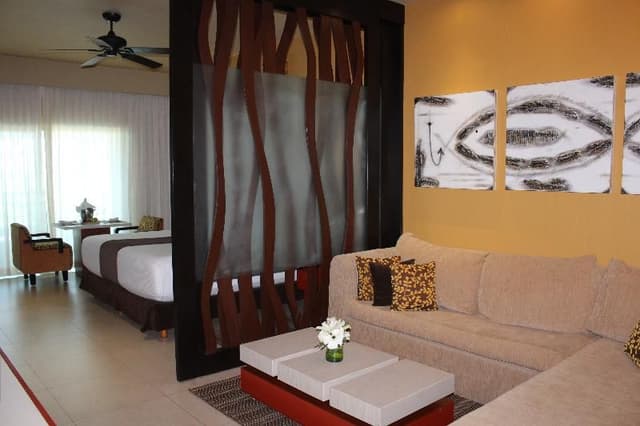 SUITE OCEAN FRONT