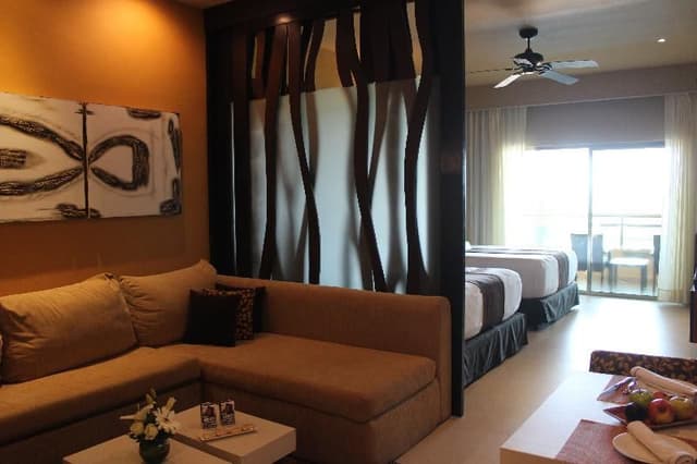 SUITE OCEAN FRONT