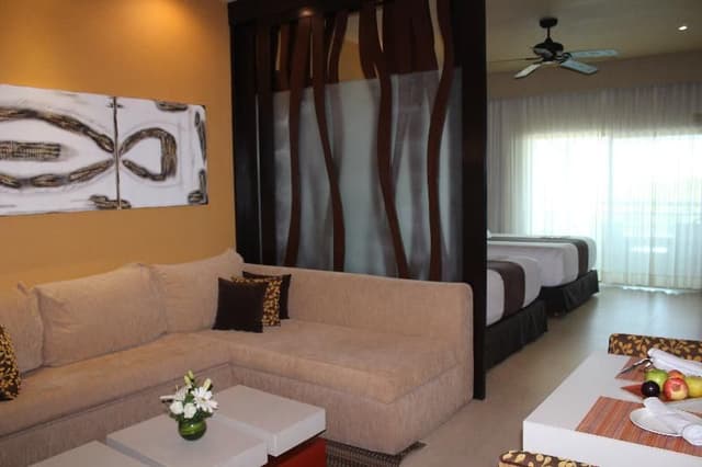 SUITE OCEAN FRONT