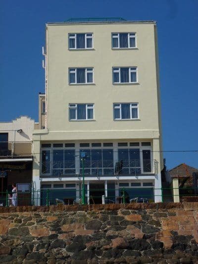 Marina Metro Hotel