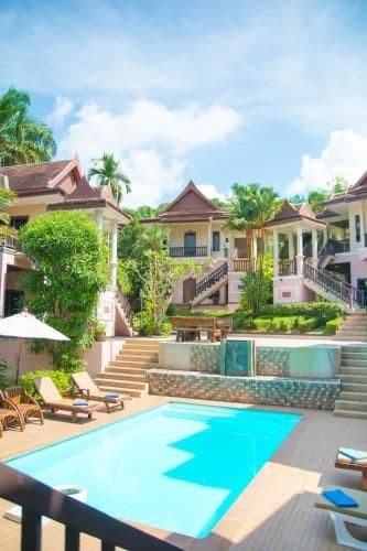 Villa with Garden View