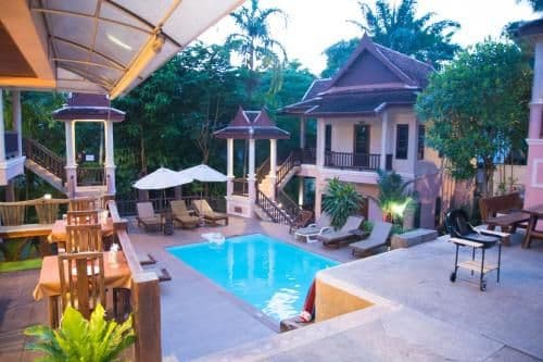 Villa with Garden View