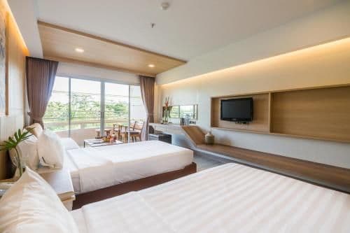 Deluxe Double or Twin Room - Ocean Building