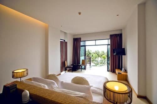 Grand Deluxe Jacuzzi Ocean View