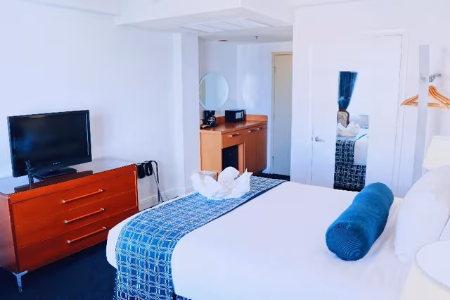 DOUBLE PREMIUM QUEEN BED