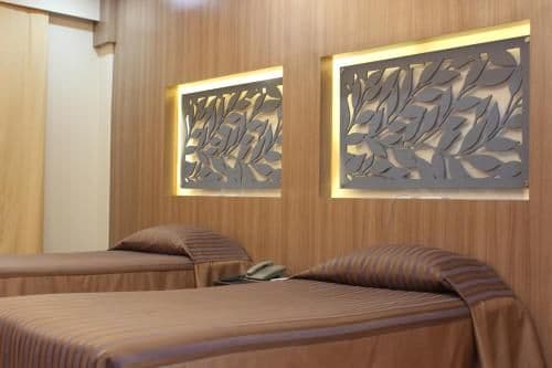 Grand Deluxe Twin Room